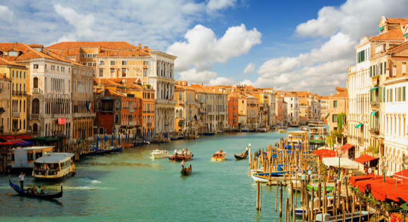 How to Find Cheap Flights to Italy with Travorio?