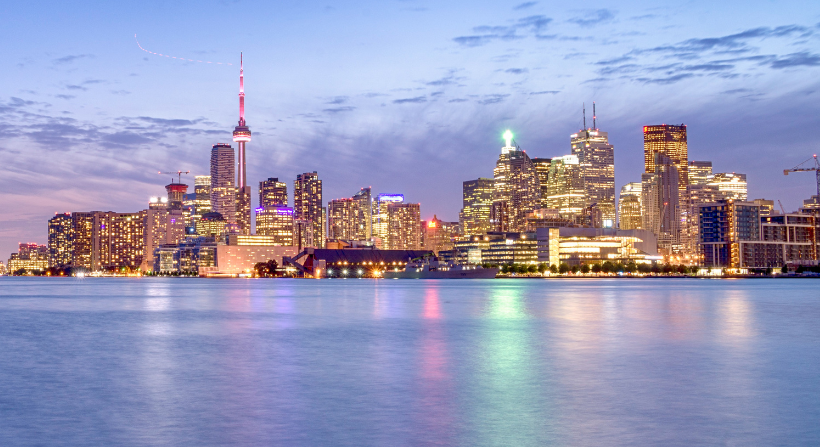 How to Book Cheap Flights to Toronto with Travorio?