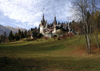 How to Book Cheap Flights to Romania with Travario?