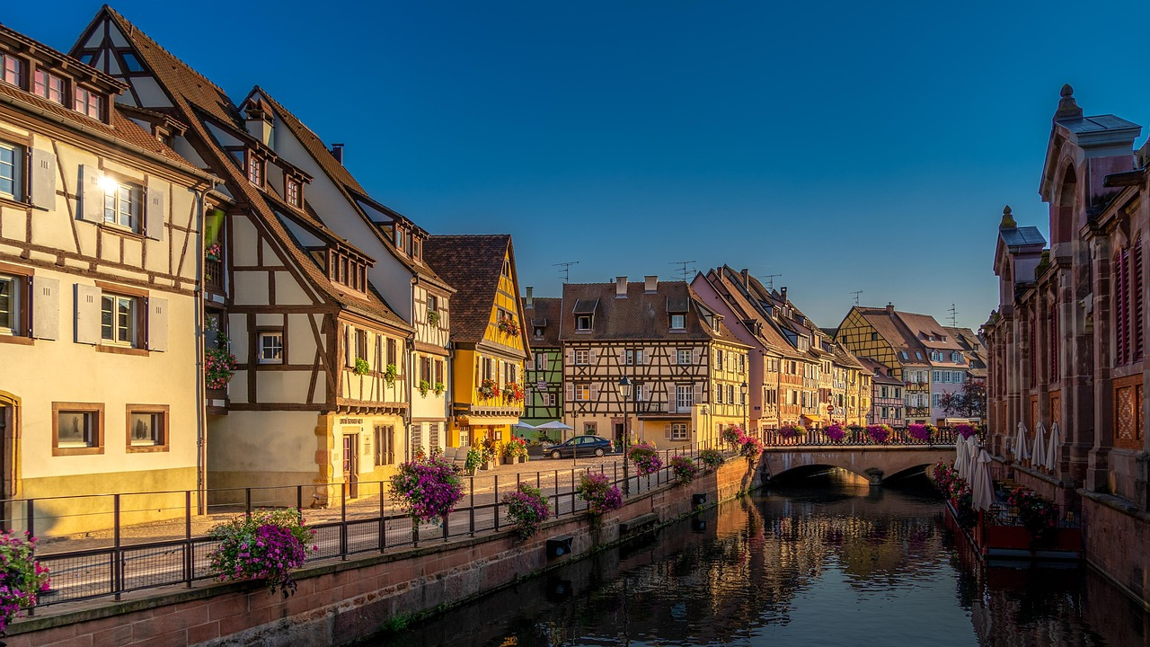 How to Book Flights to Colmar with Travorio?