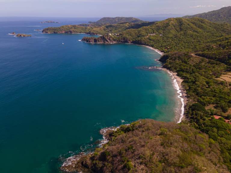 New York to Costa Rica Flight Guide: Time, Airlines, Best Months & Prices